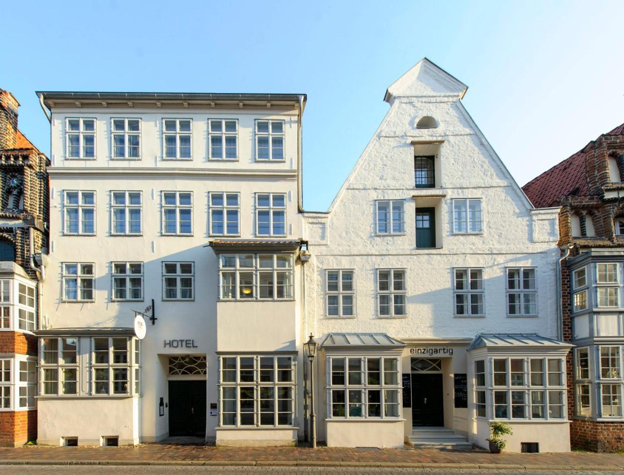 Einzigartig - Das Kleine Hotel Im Wasserviertel Luneburg Exterior photo